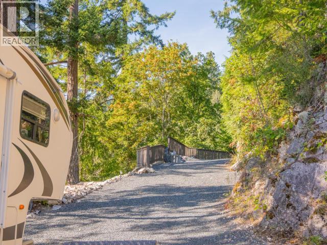 9951 Finn Bay Rd, Powell River, BC - Outdoor