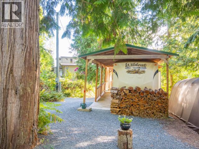 9951 Finn Bay Rd, Powell River, BC - Outdoor