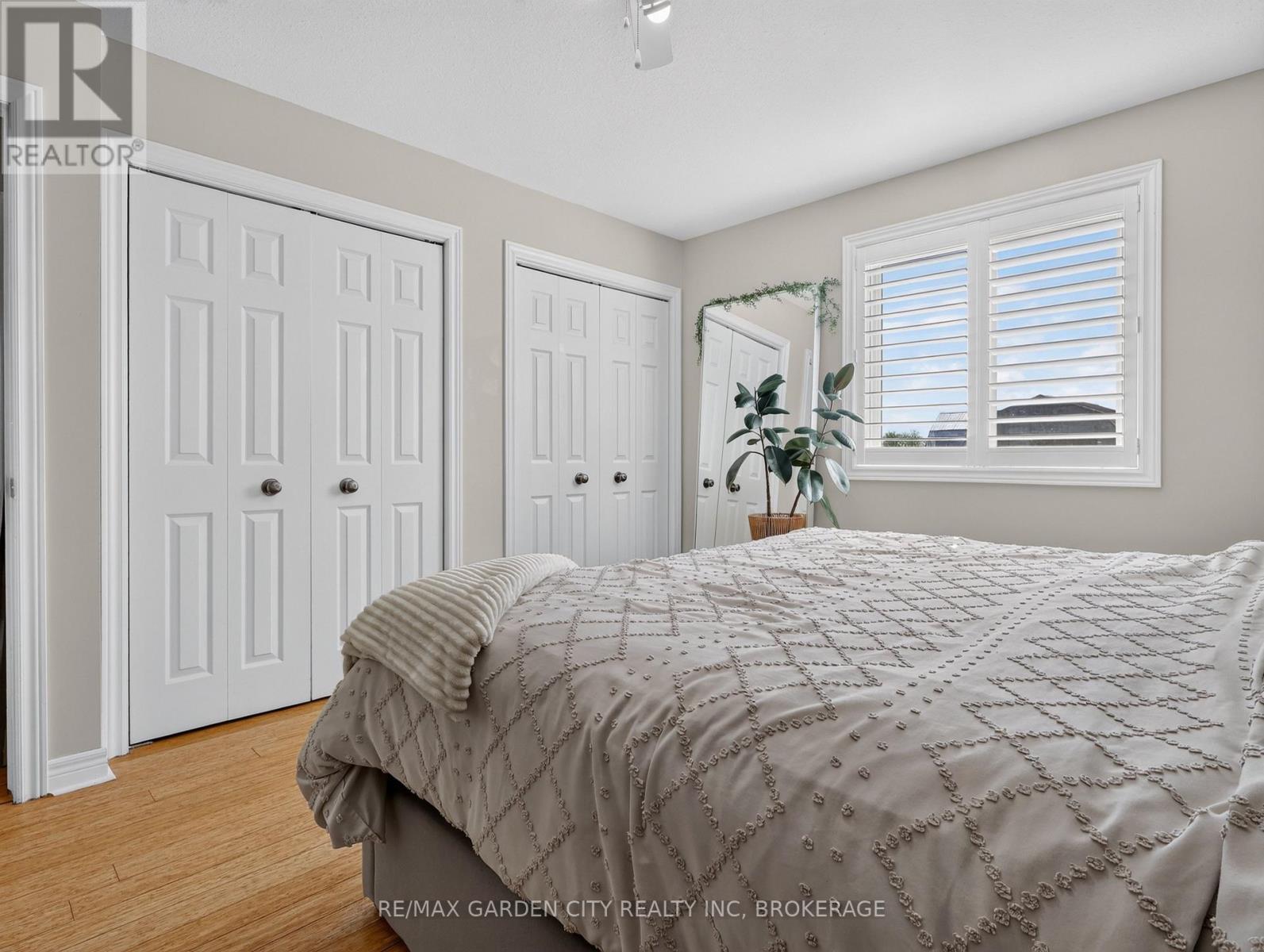 828 Foss Road, Pelham (Fenwick), ON - Indoor Photo Showing Bedroom