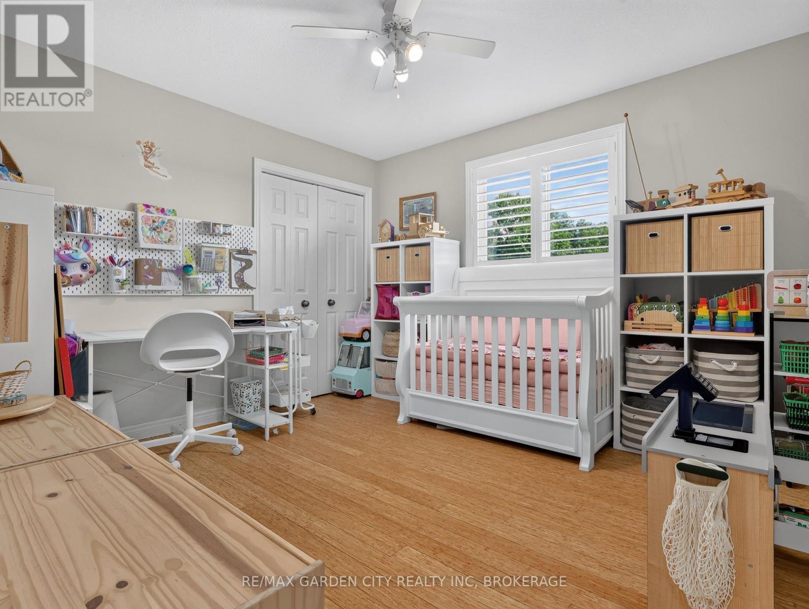 828 Foss Road, Pelham (Fenwick), ON - Indoor Photo Showing Bedroom
