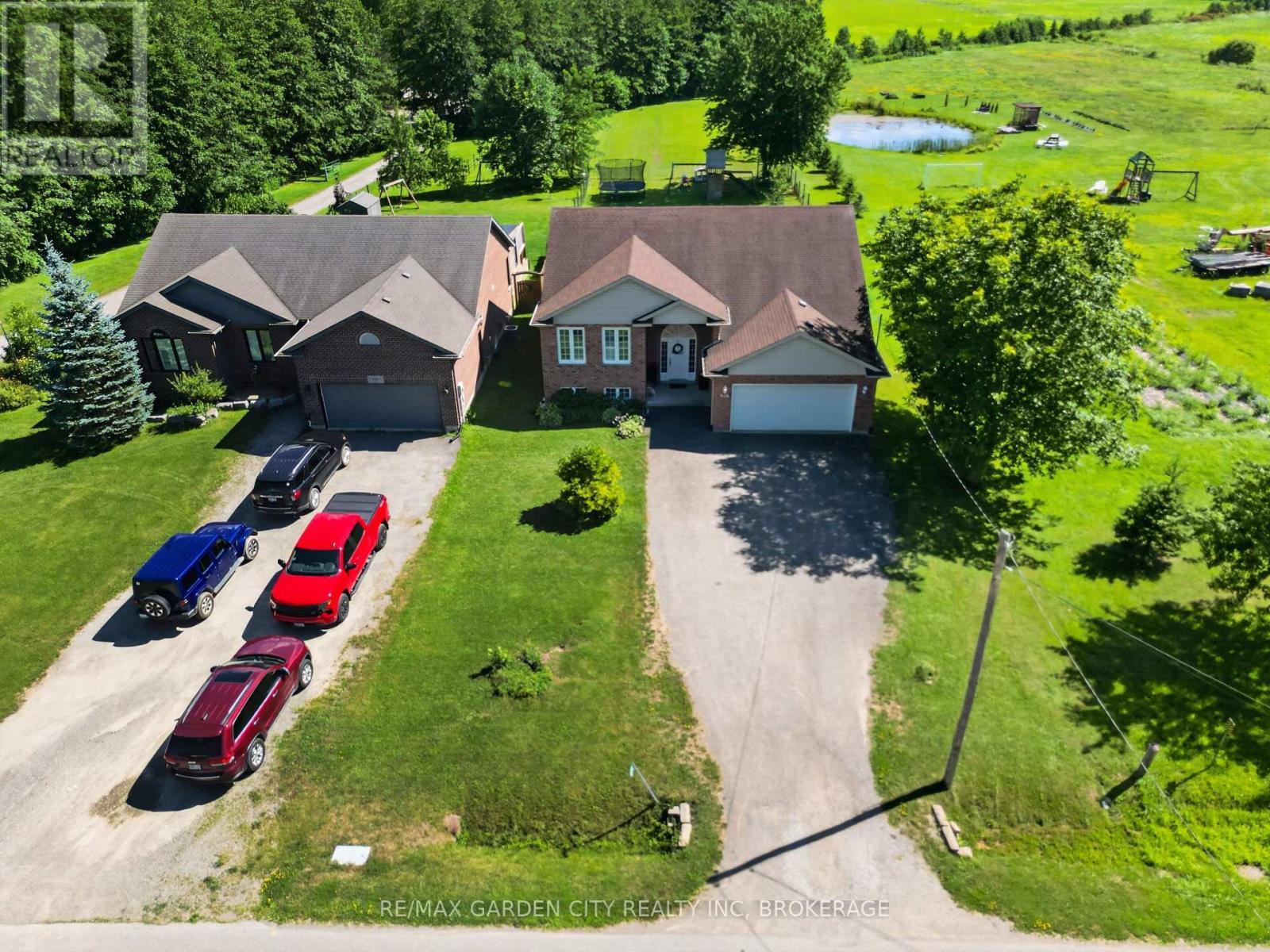 828 Foss Road, Pelham (Fenwick), ON - Outdoor