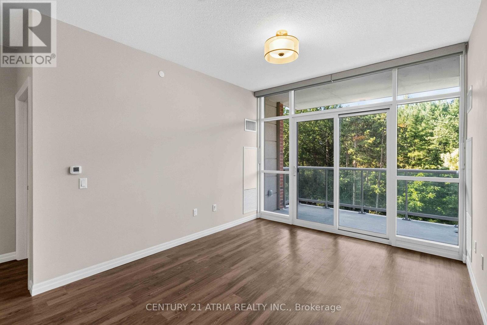 306 - 460 William Graham Drive, Aurora, ON - Indoor Photo Showing Other Room