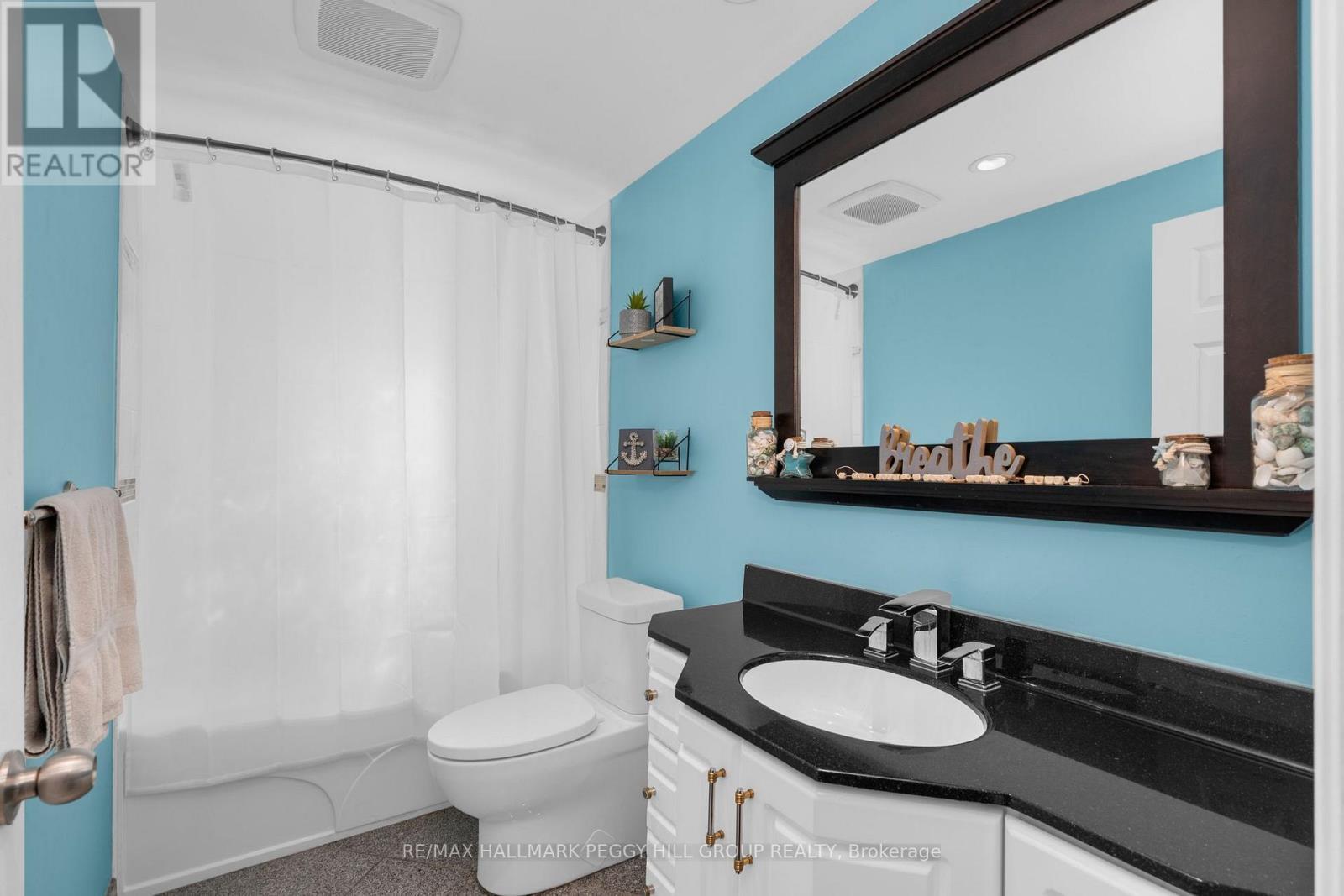44 Knicely Road, Barrie, ON - Indoor Photo Showing Bathroom