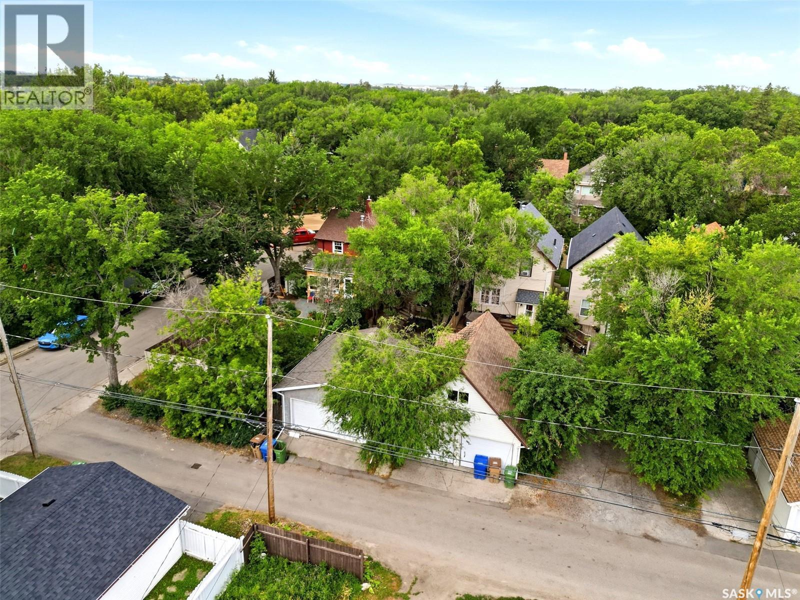 2273 Cameron Street, Regina, SK - Outdoor