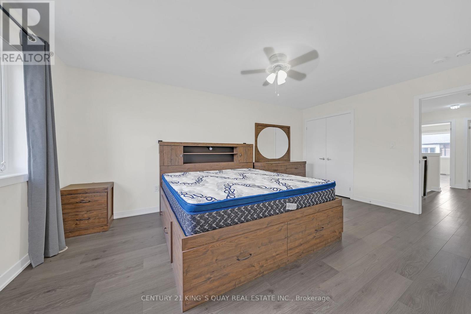 33 - 250 Finch Avenue, Pickering, ON - Indoor Photo Showing Bedroom