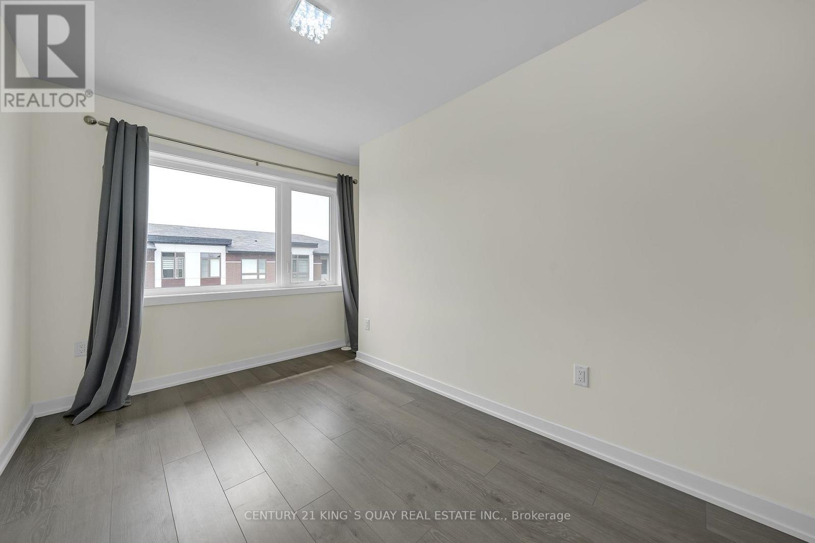33 - 250 Finch Avenue, Pickering, ON - Indoor Photo Showing Other Room