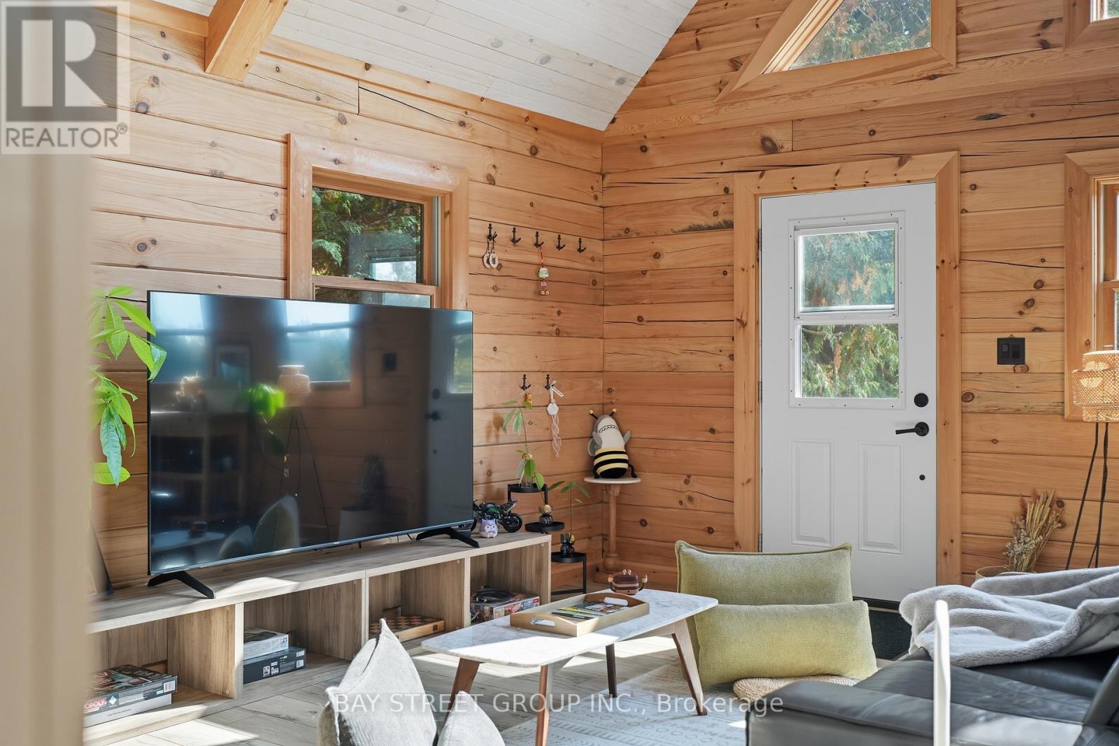 50 River Bend Drive, Kawartha Lakes, ON - Indoor Photo Showing Other Room