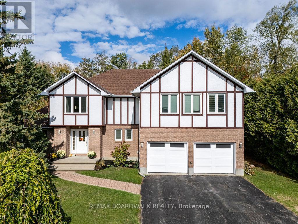 7089 Bush Drive, Ottawa, ON - Outdoor