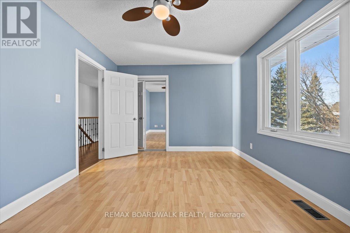 7089 Bush Drive, Ottawa, ON - Indoor Photo Showing Other Room