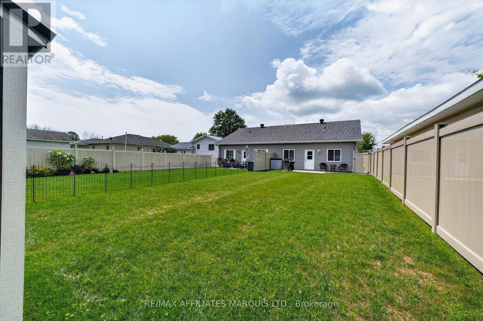 5401 Woodlands Road, South Stormont, ON - Outdoor