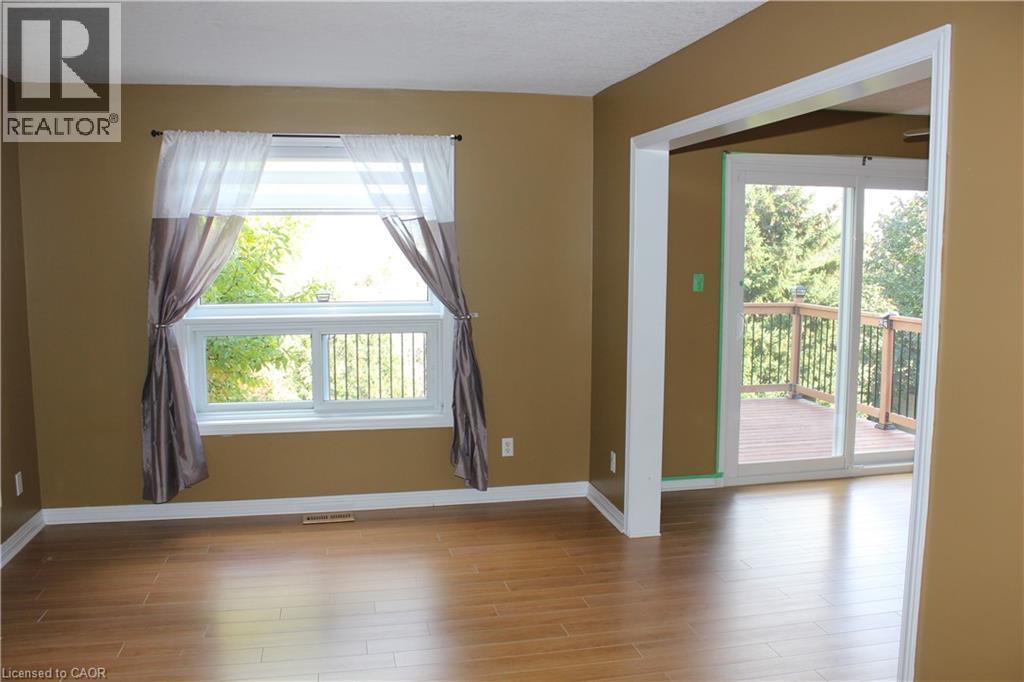 184 Northampton Crescent Unit# B, Waterloo, ON - Indoor Photo Showing Other Room