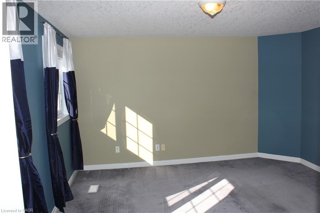 184 Northampton Crescent Unit# B, Waterloo, ON - Indoor Photo Showing Other Room