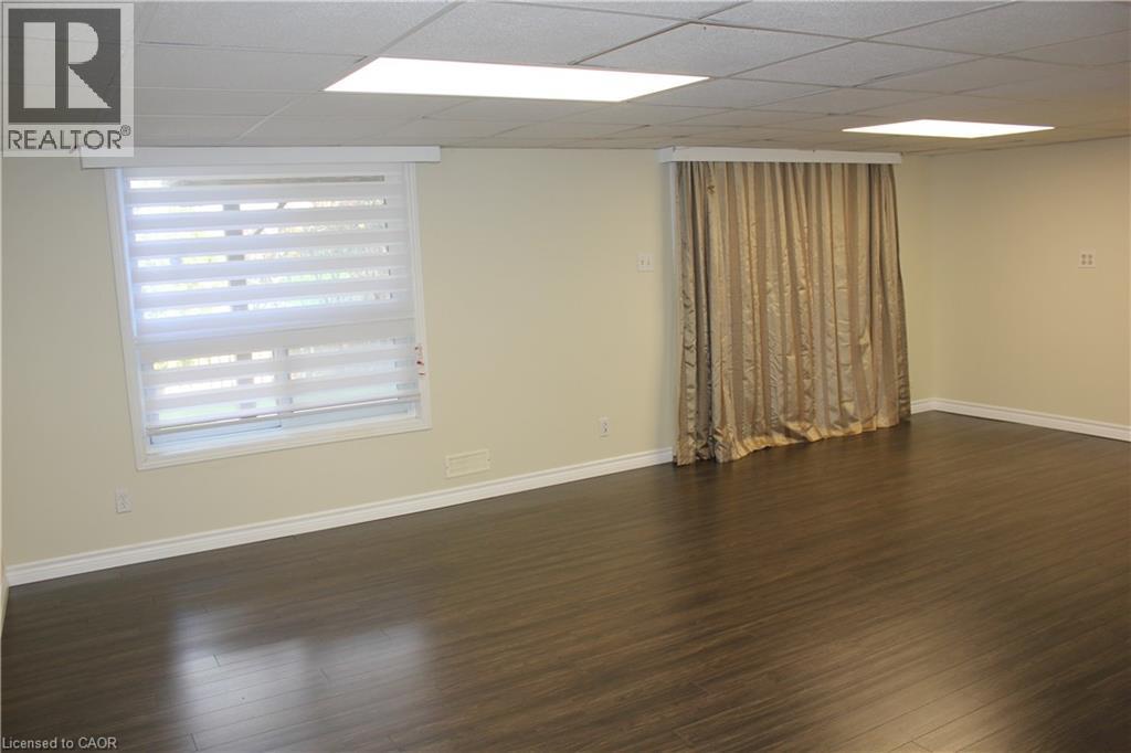184 Northampton Crescent Unit# B, Waterloo, ON - Indoor Photo Showing Other Room