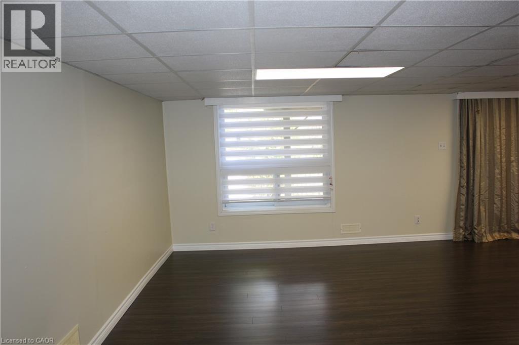 184 Northampton Crescent Unit# B, Waterloo, ON - Indoor Photo Showing Other Room
