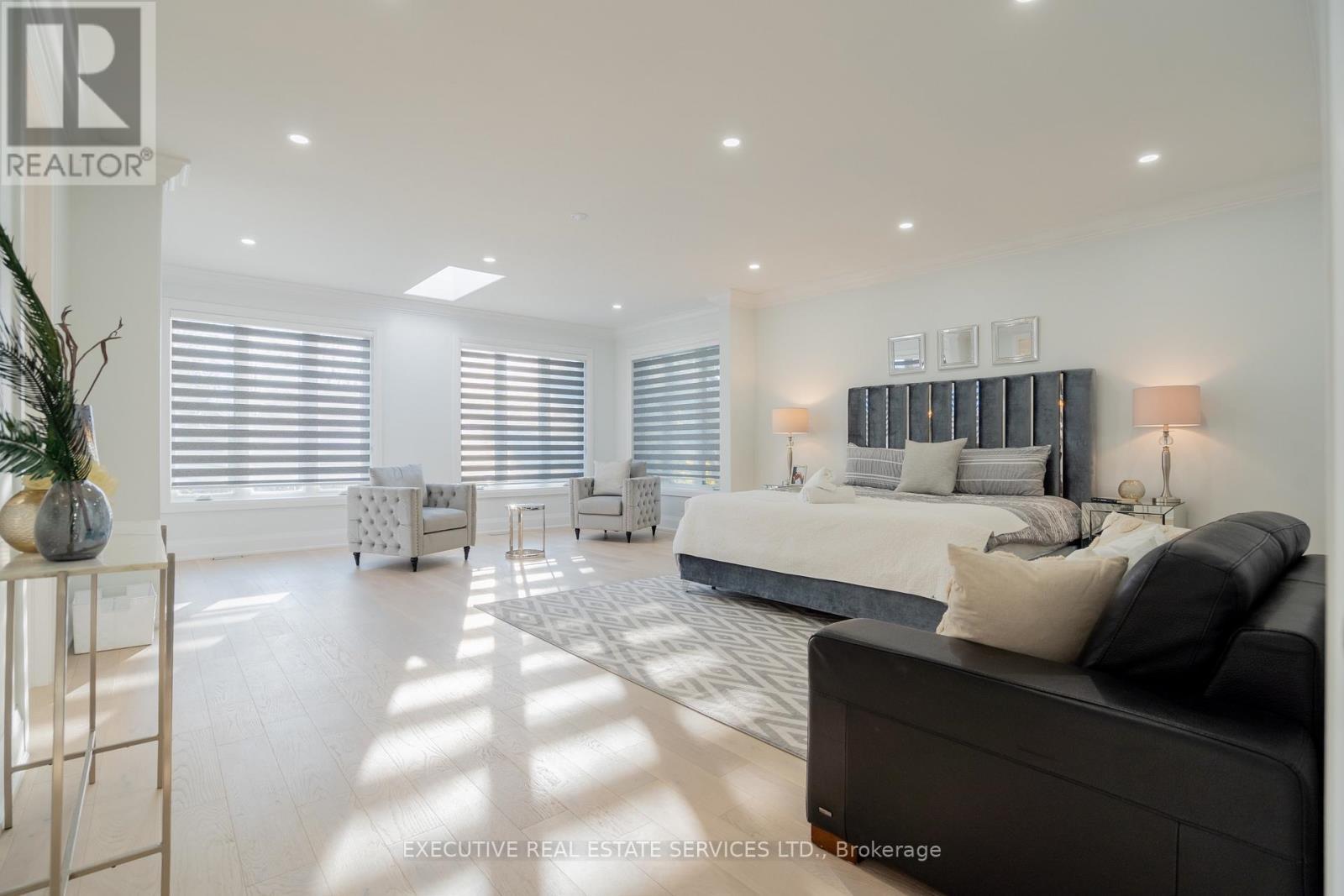 1138 Garden Road, Mississauga, ON - Indoor Photo Showing Bedroom