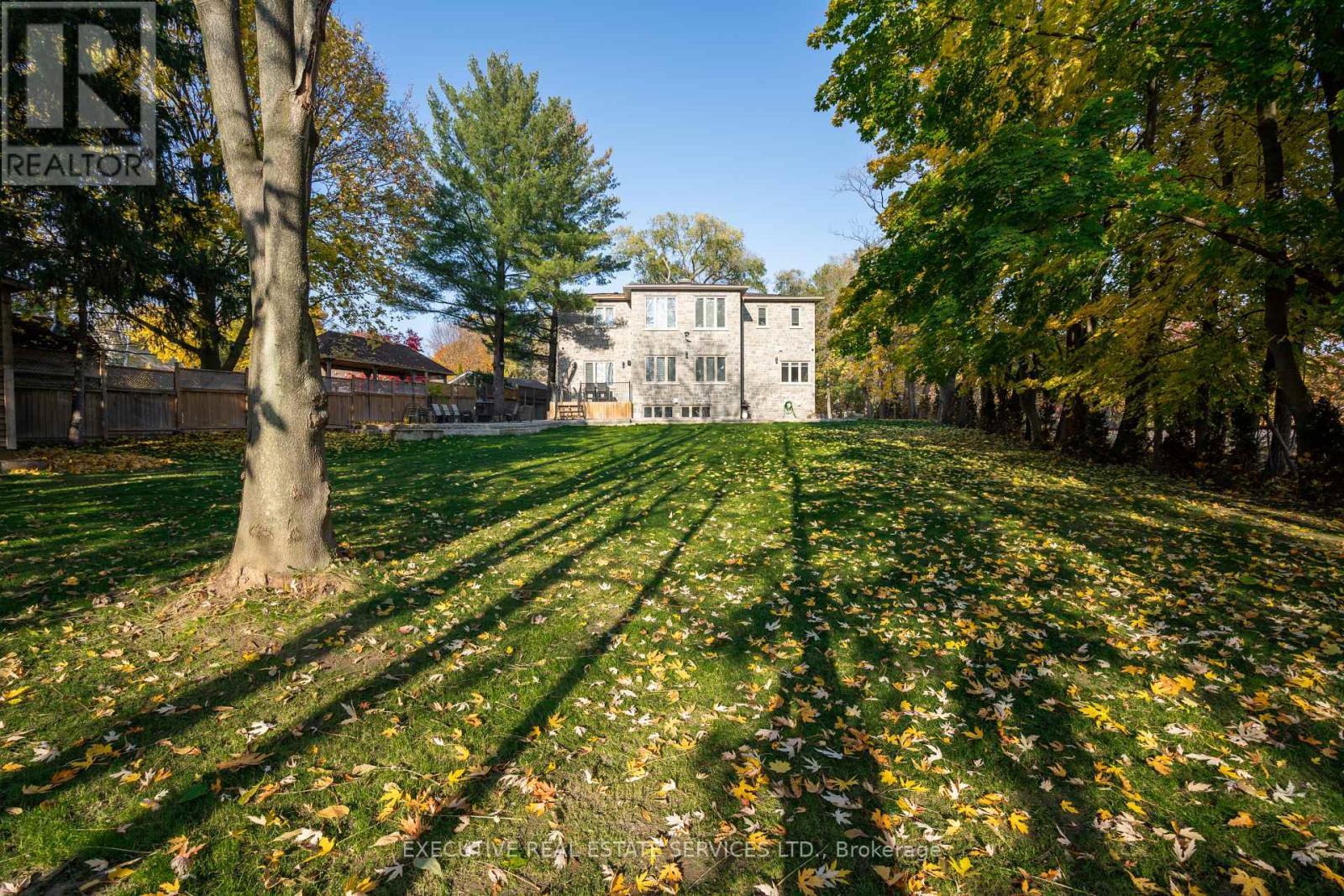1138 Garden Road, Mississauga, ON - Outdoor
