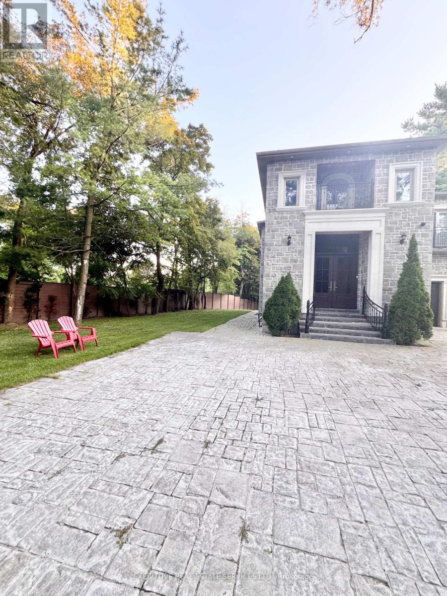 1138 Garden Road, Mississauga, ON