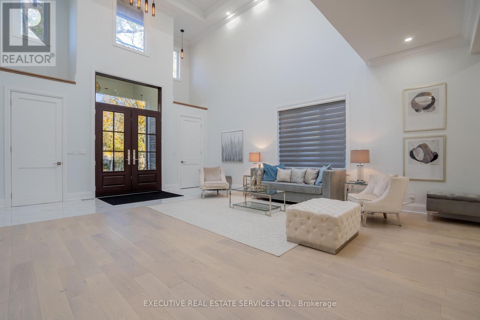 1138 Garden Road, Mississauga, ON - Indoor