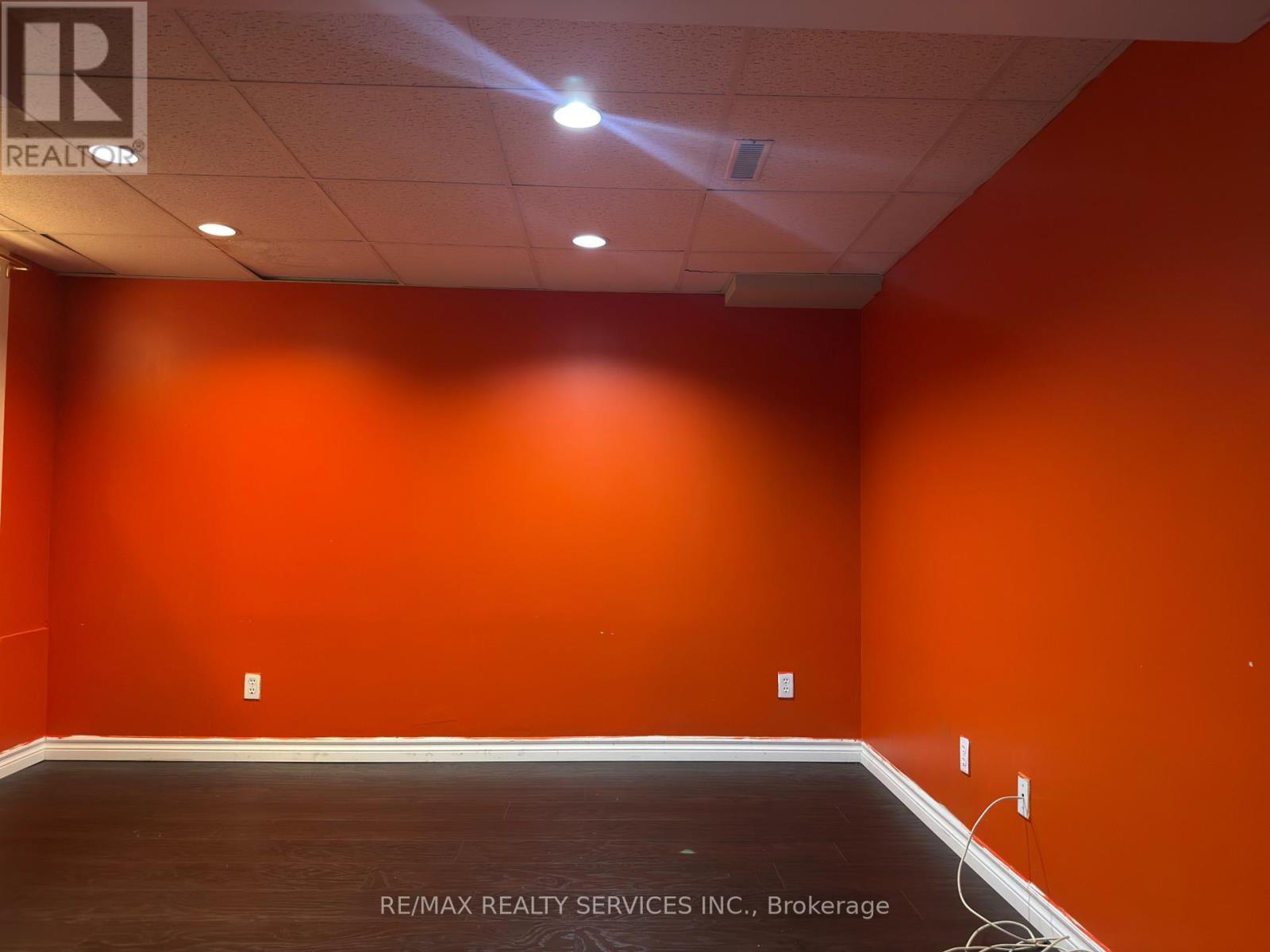 13 Wickstead Court, Brampton, ON - Indoor Photo Showing Other Room
