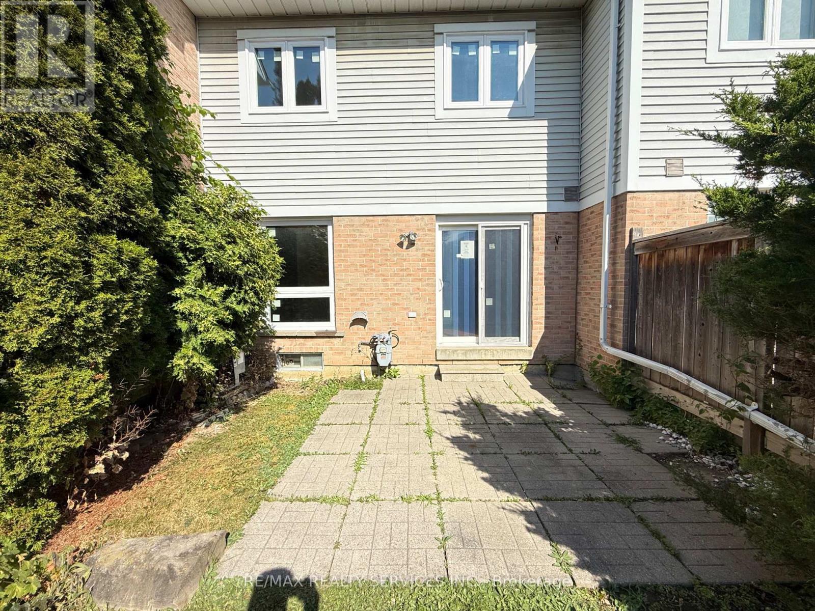 13 Wickstead Court, Brampton, ON - Outdoor