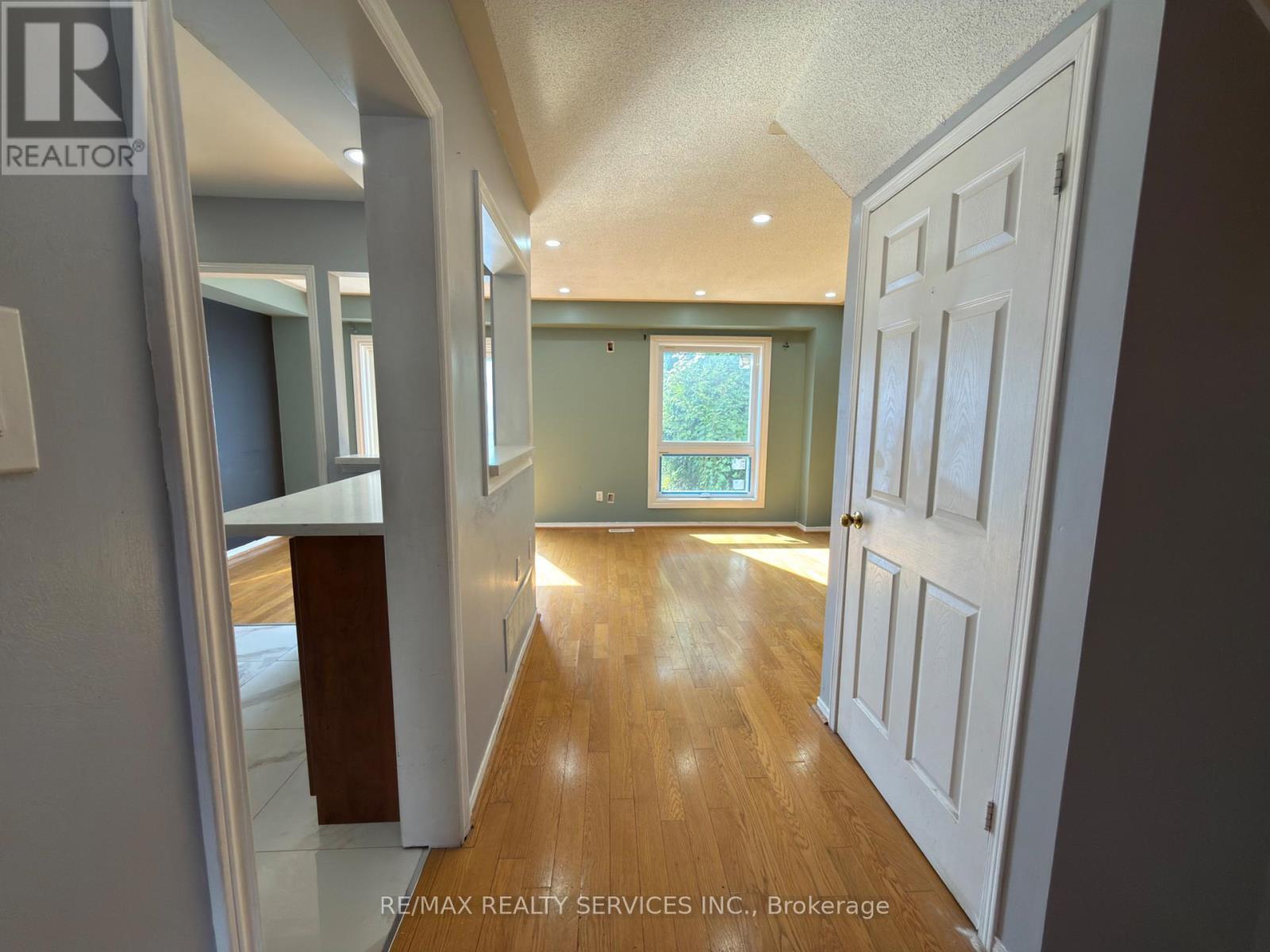 13 Wickstead Court, Brampton, ON - Indoor Photo Showing Other Room