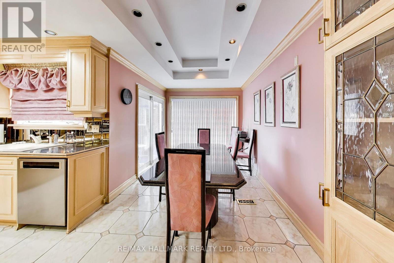 5 Byworth Boulevard, Toronto, ON - Indoor