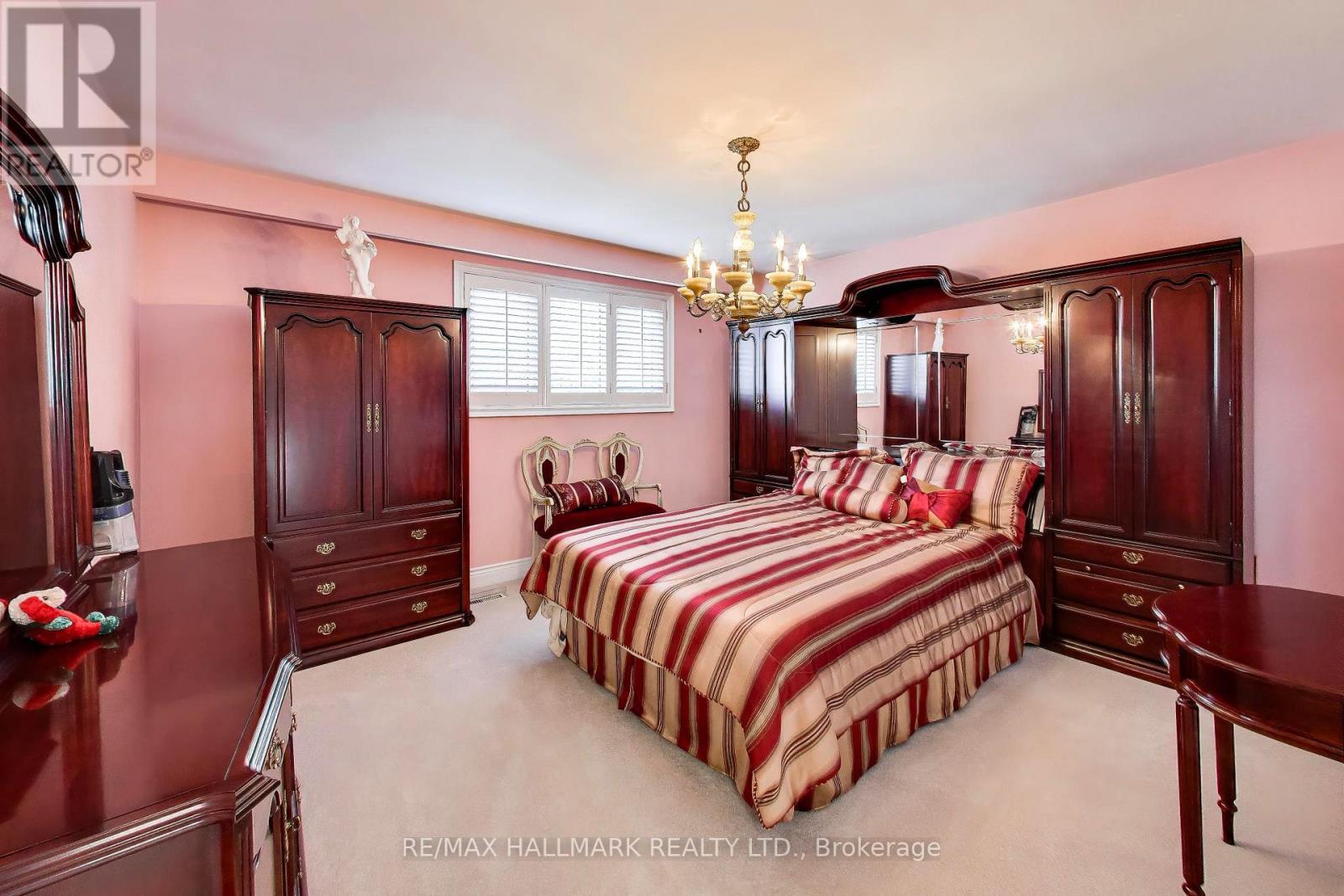 5 Byworth Boulevard, Toronto, ON - Indoor Photo Showing Bedroom