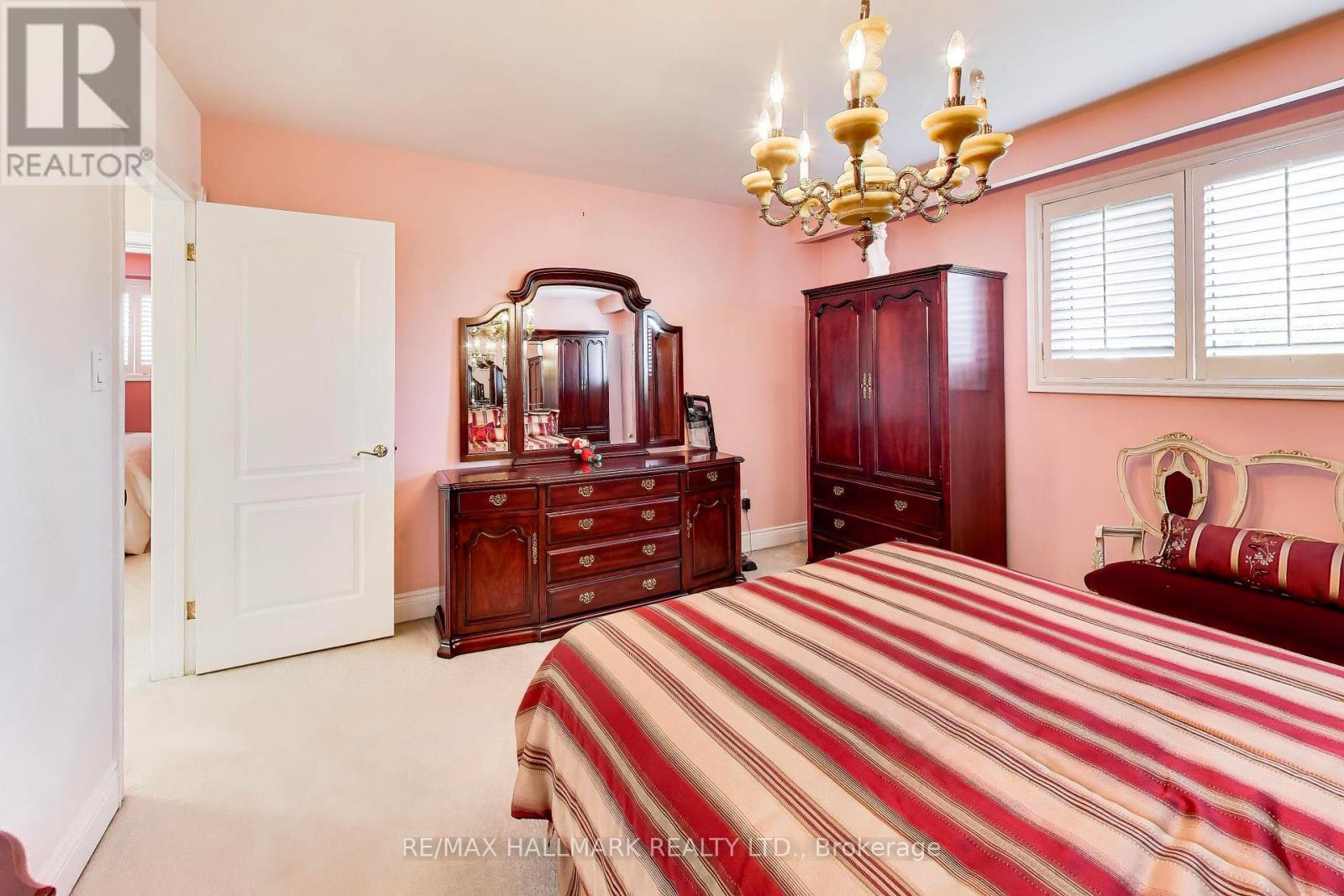 5 Byworth Boulevard, Toronto, ON - Indoor Photo Showing Bedroom