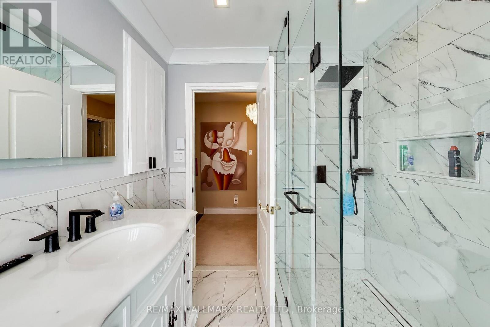 5 Byworth Boulevard, Toronto, ON - Indoor Photo Showing Bathroom