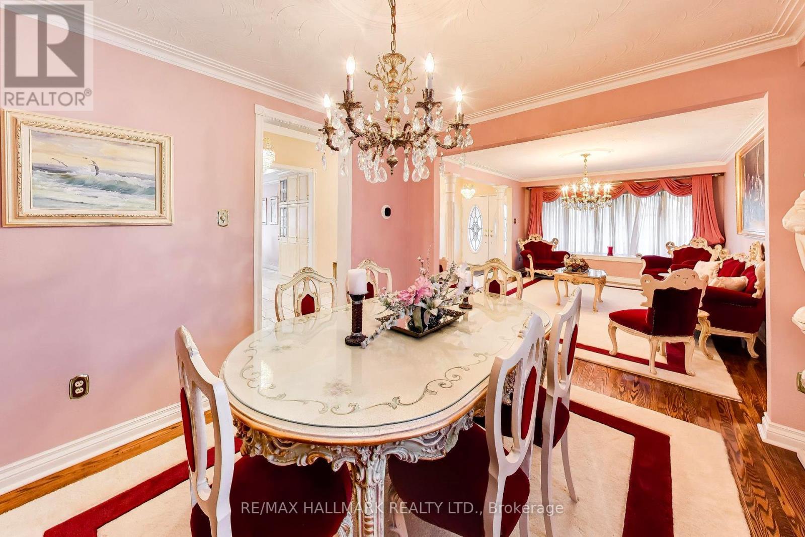 5 Byworth Boulevard, Toronto, ON - Indoor Photo Showing Dining Room