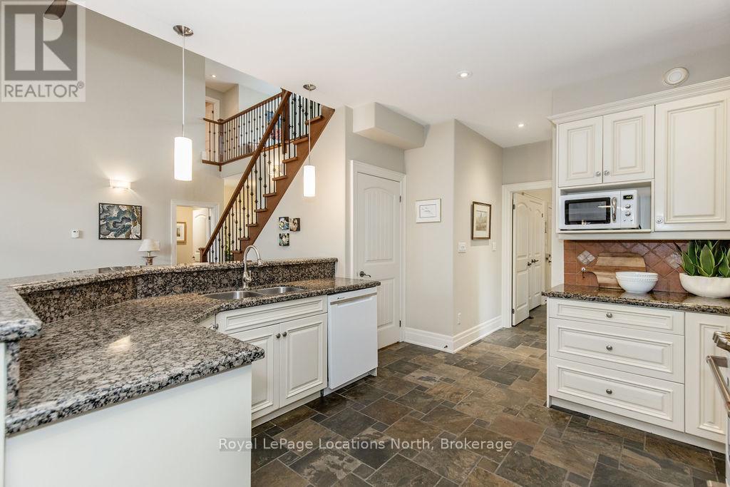 119 Earl Street, Wasaga Beach, ON - Indoor Photo Showing Kitchen With Double Sink