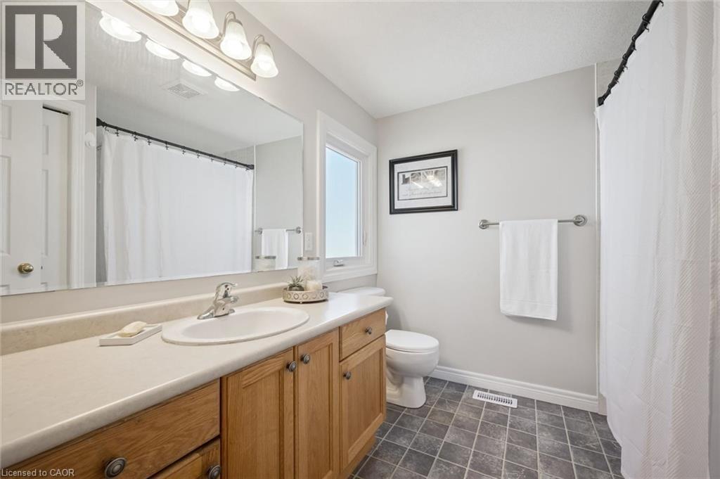56 Henhoeffer Crescent, Kitchener, ON - Indoor Photo Showing Bathroom