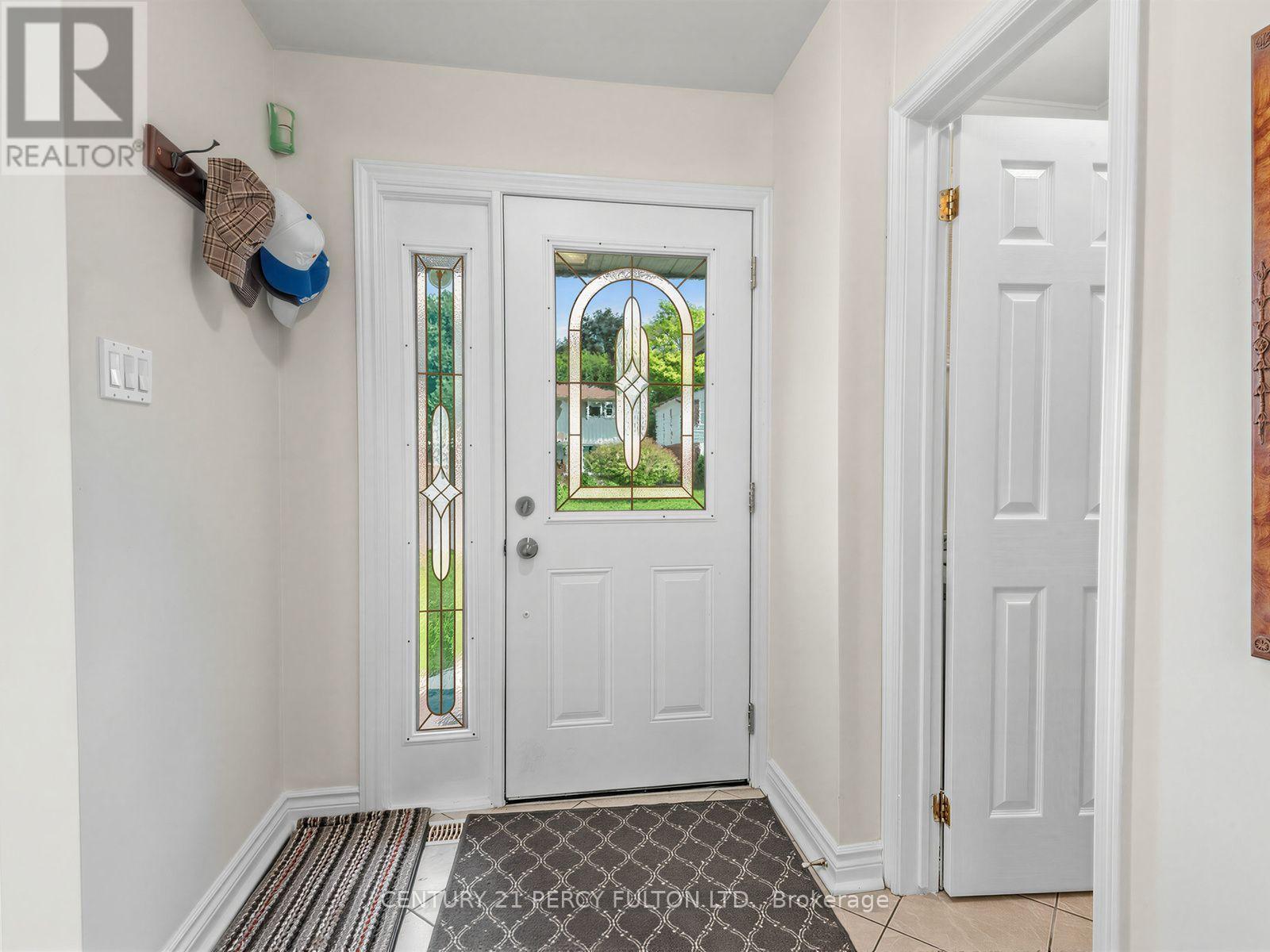 388 Handley Crescent, Newmarket, ON - Indoor Photo Showing Other Room