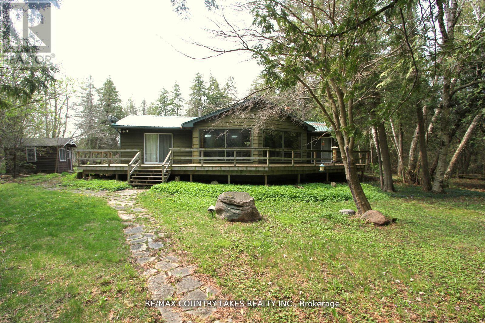 B40440 Shore Road, Brock, ON - Outdoor With Deck Patio Veranda