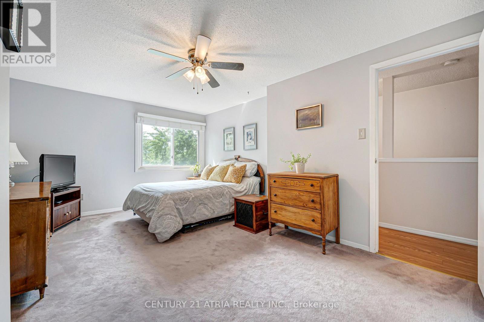 18 Thatchers Mill Way, Markham, ON - Indoor Photo Showing Bedroom