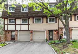 18 THATCHERS MILL WAY Markham, ON L3P 3T3