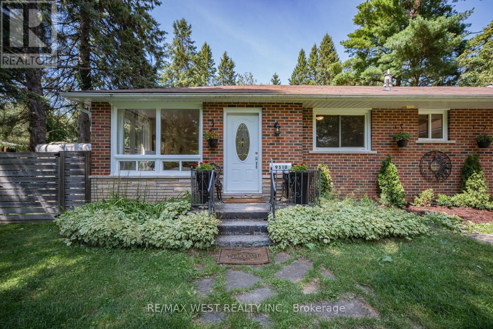 9510 Morning Glory Road, Georgina, ON - Outdoor