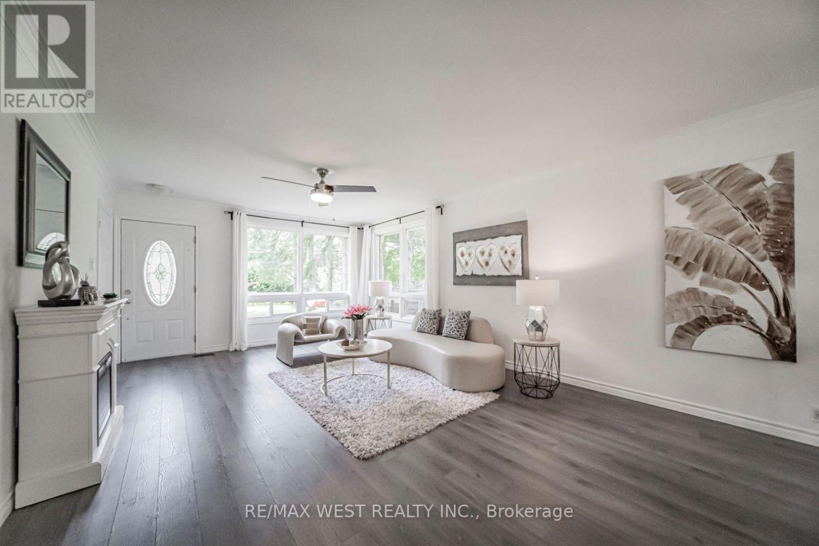 9510 Morning Glory Road, Georgina, ON - Indoor