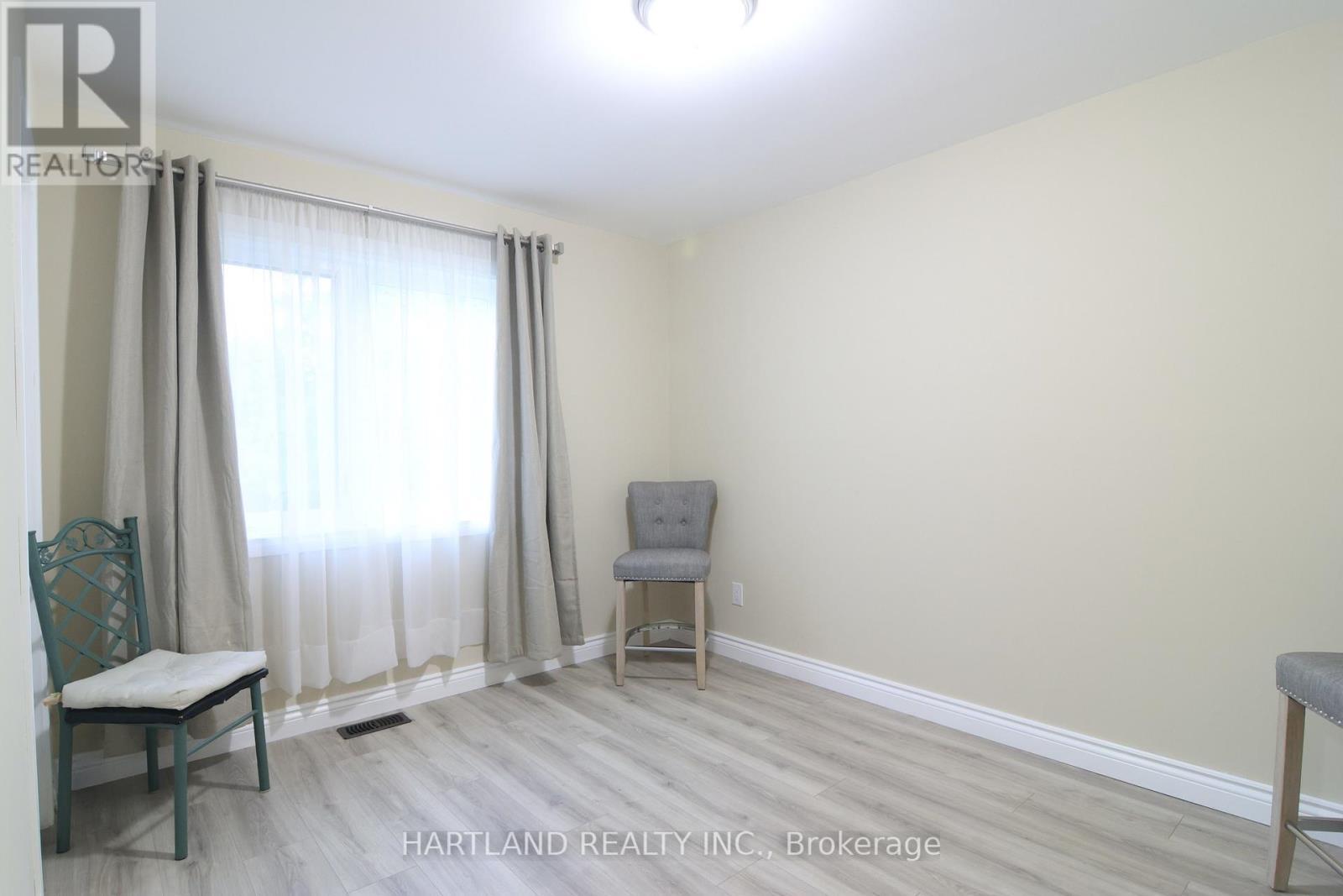 22 Berkely Street, Wasaga Beach, ON - Indoor
