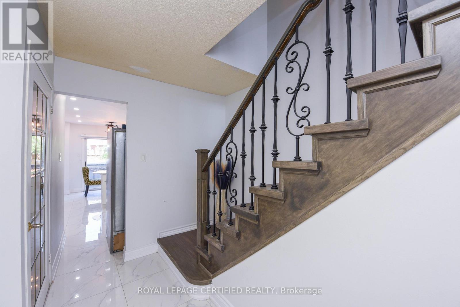 6037 Clover Ridge Crescent, Mississauga, ON - Indoor Photo Showing Other Room