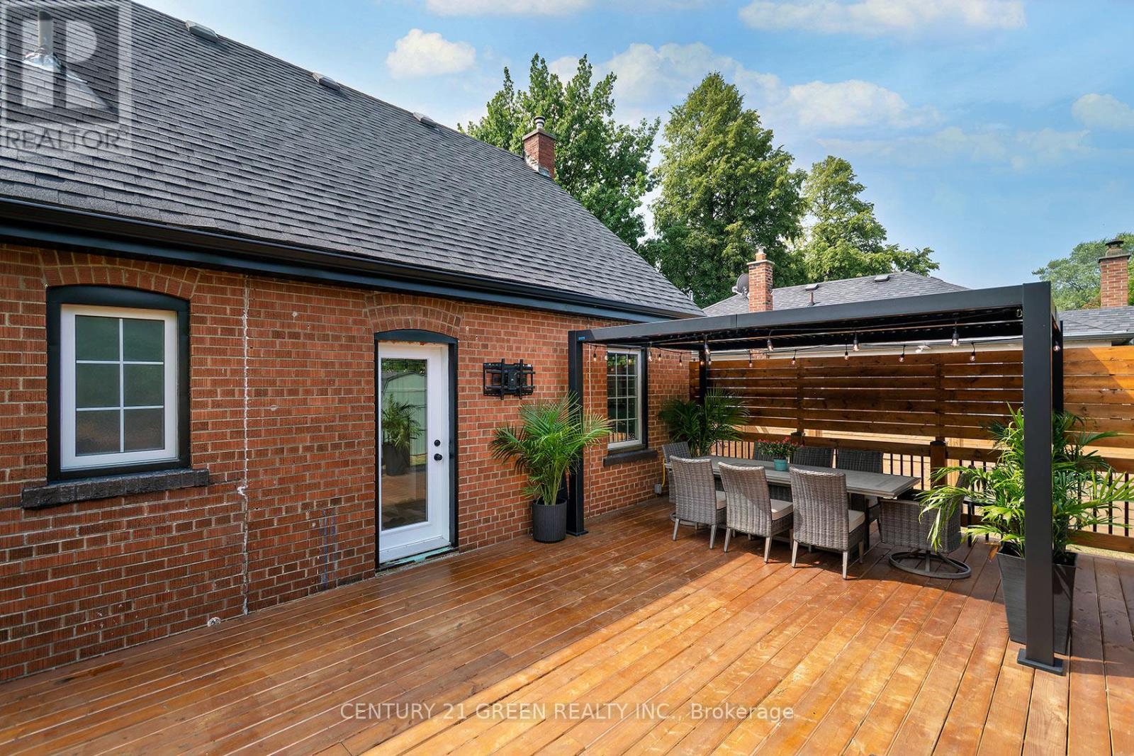 Deck - 32 Castlebar Road, Toronto, ON - Outdoor With Deck Patio Veranda With Exterior