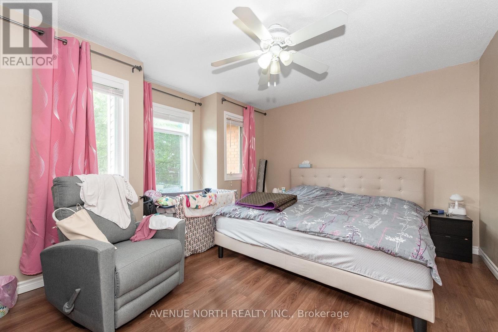 501 Lawler Crescent, Ottawa, ON - Indoor Photo Showing Bedroom