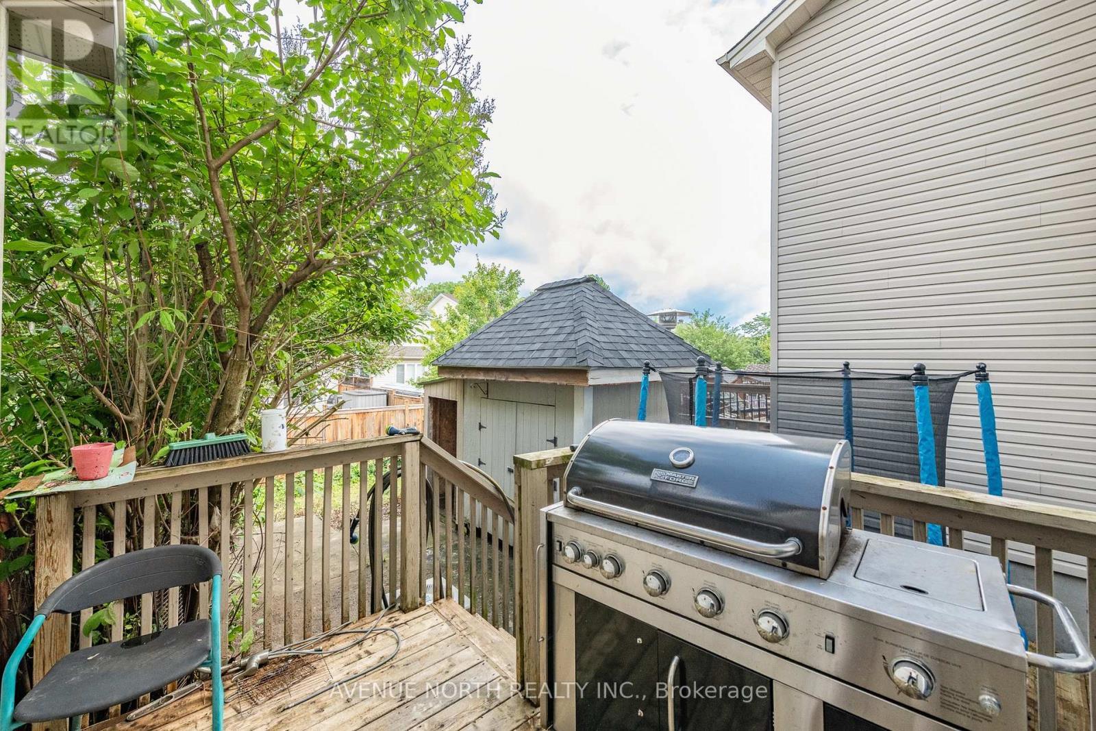 501 Lawler Crescent, Ottawa, ON - Outdoor With Exterior