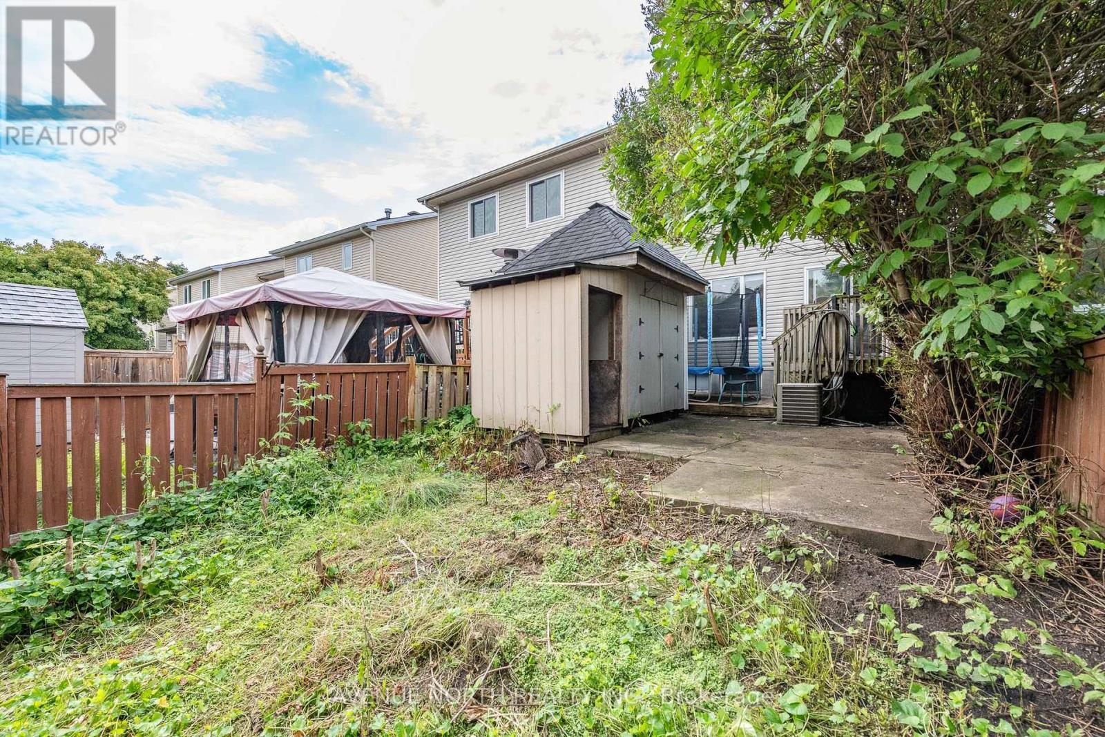 501 Lawler Crescent, Ottawa, ON - Outdoor