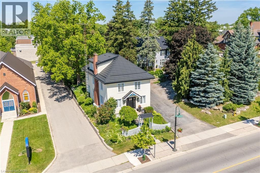 Beautifully situated - a true Classic Home! - 99 Argyle Street N, Caledonia, ON - Outdoor