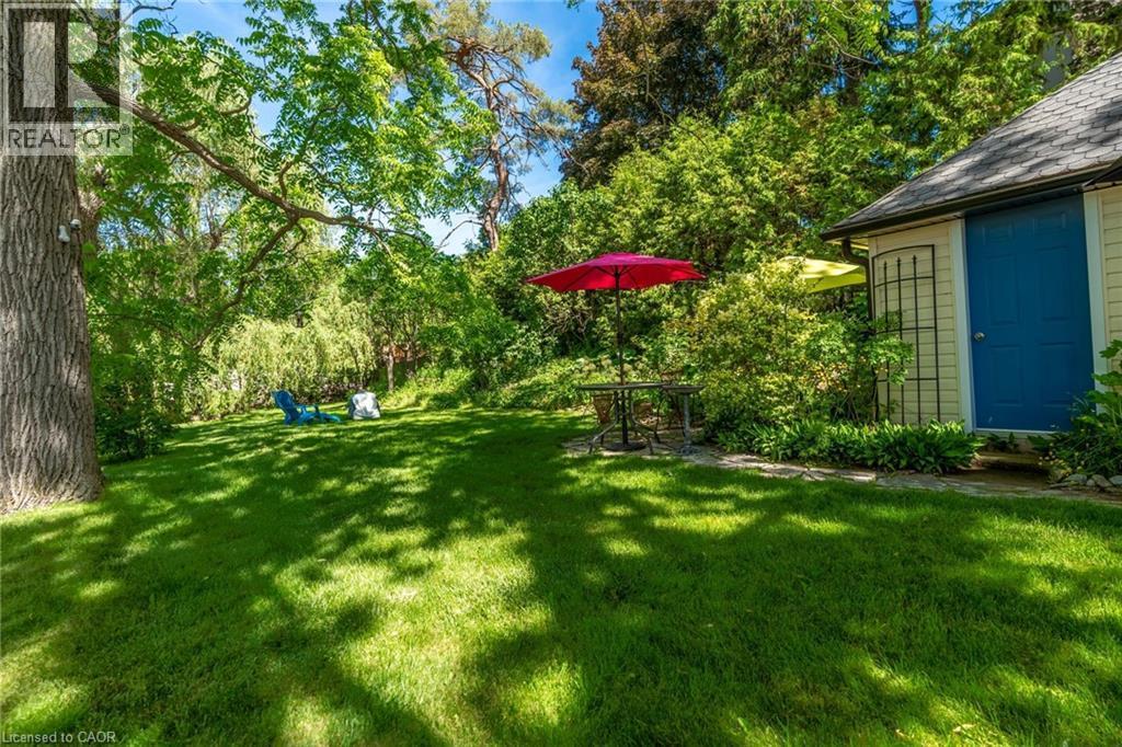 99 Argyle Street N, Caledonia, ON - Outdoor