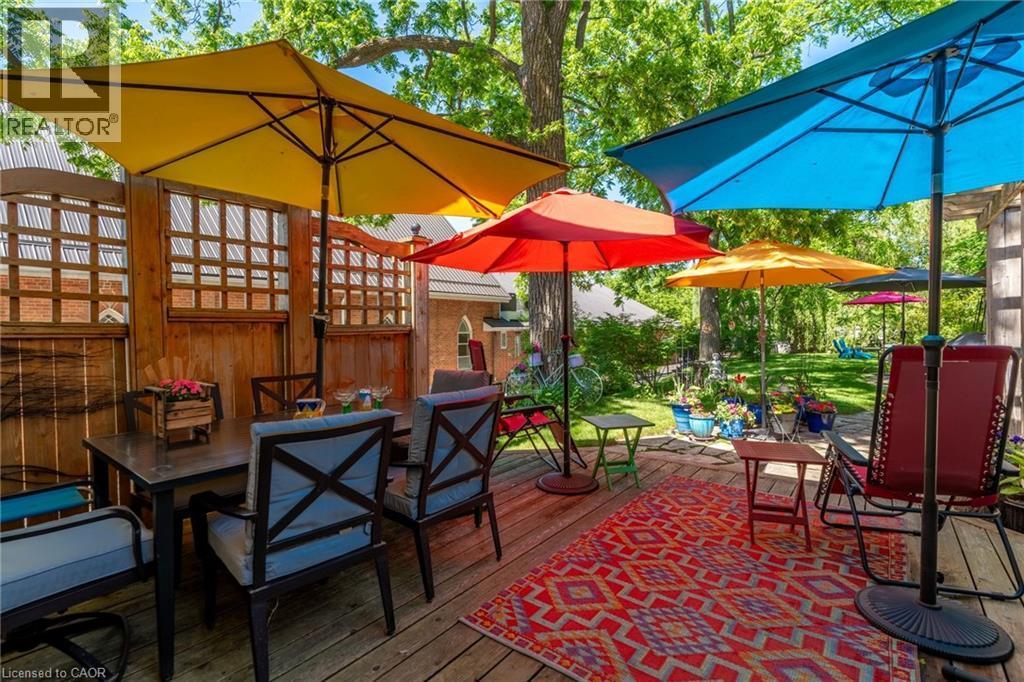 99 Argyle Street N, Caledonia, ON - Outdoor With Deck Patio Veranda
