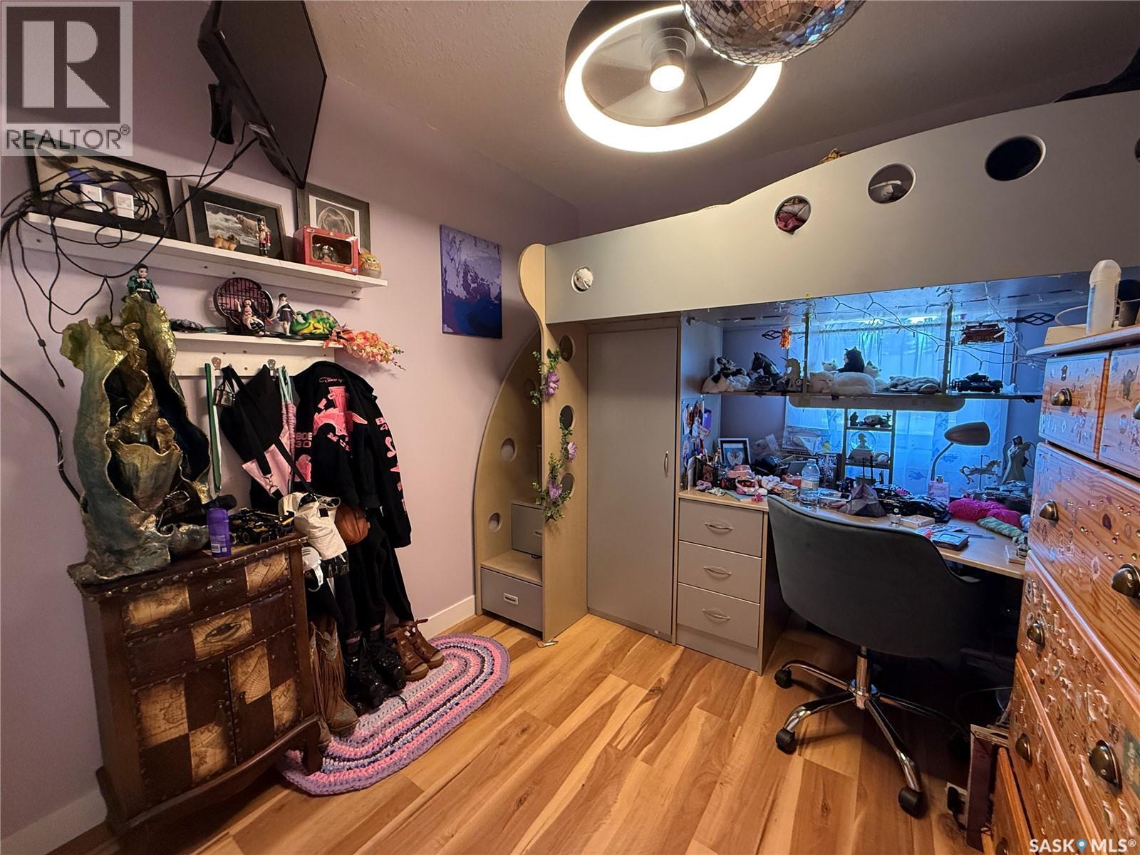 134 10Th Street, Humboldt, SK - Indoor
