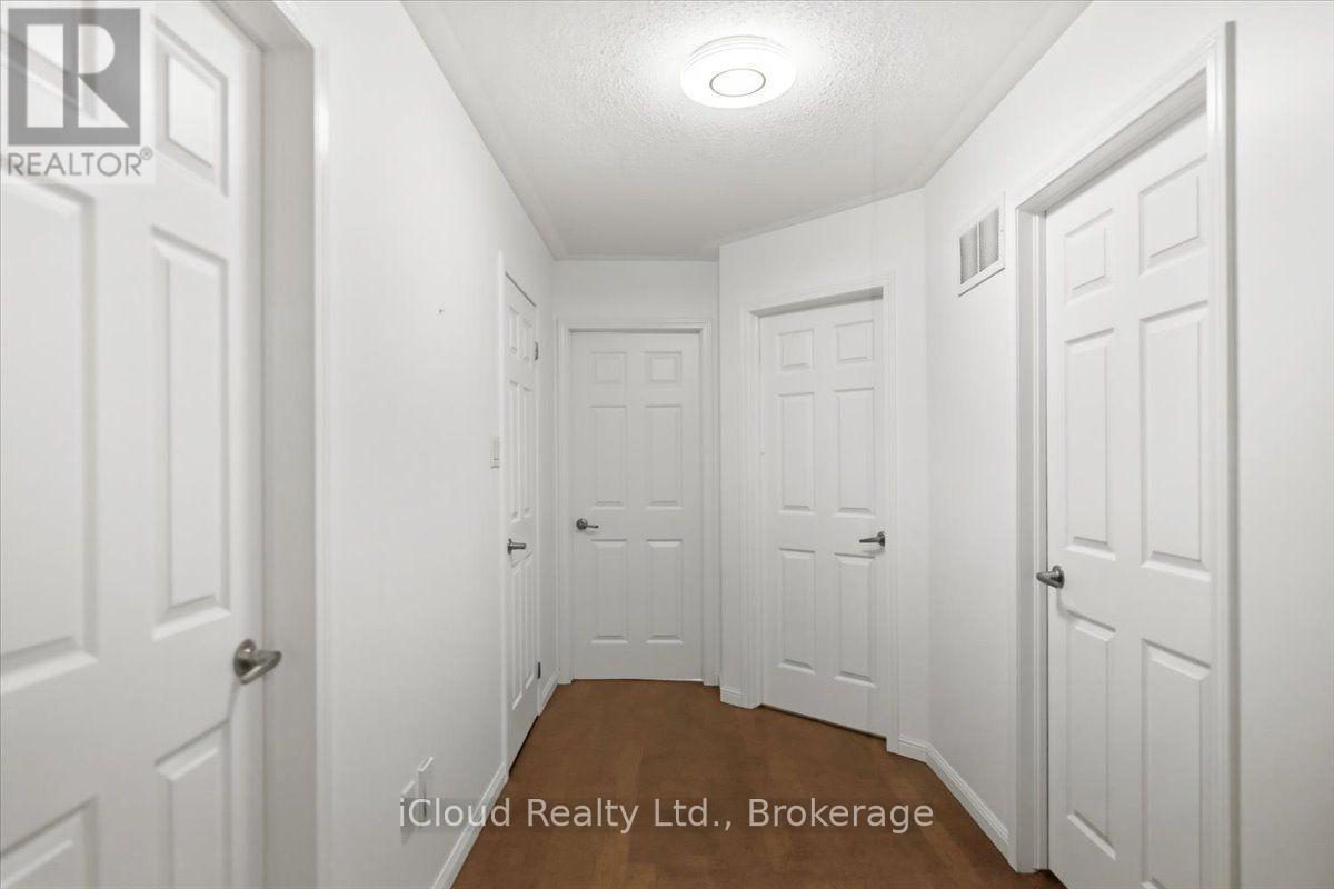 270 Whetham Heights, Milton, ON - Indoor Photo Showing Other Room