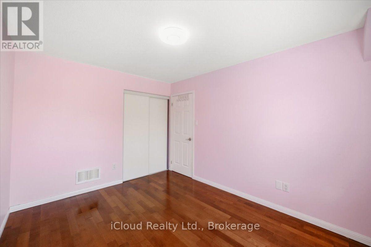270 Whetham Heights, Milton, ON - Indoor Photo Showing Other Room